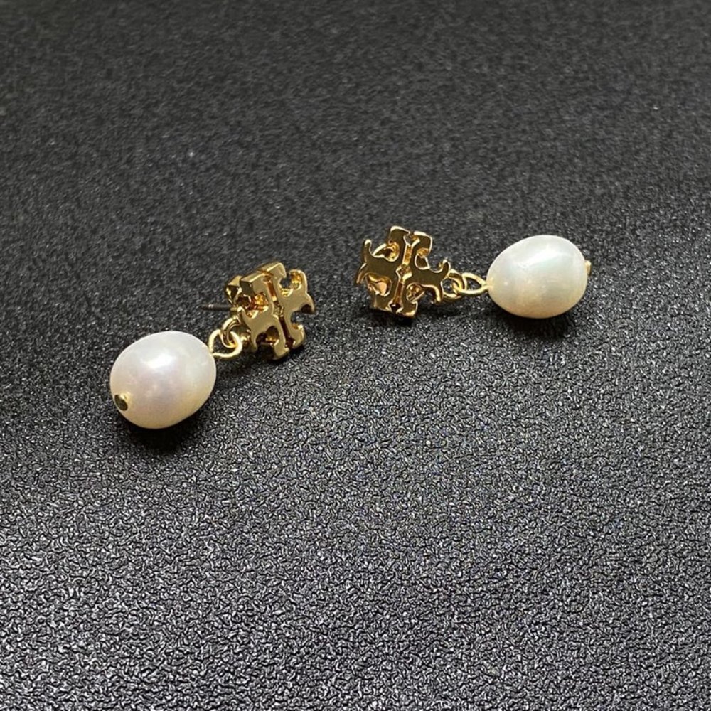 Tory Burch Pearl Earrings - Picture 2 of 3